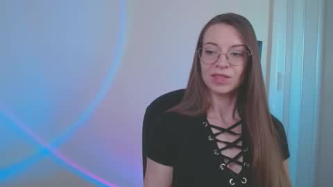 larawintersxxx online show from March 14, 2:55 pm