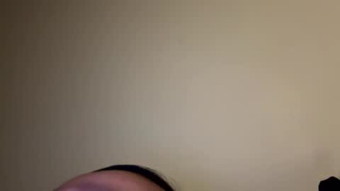 lareinapussy online show from February 8, 5:00 am