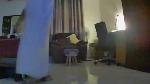 largepanny online show from February 16, 4:32 pm