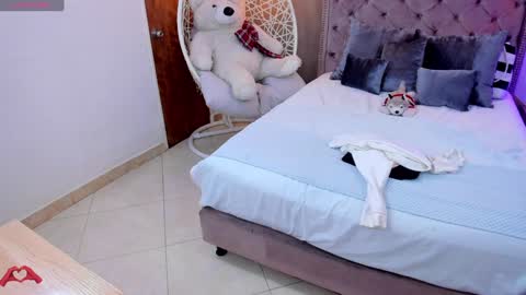 laris_park online show from January 11, 11:12 am