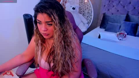 laris_park online show from January 22, 6:10 am