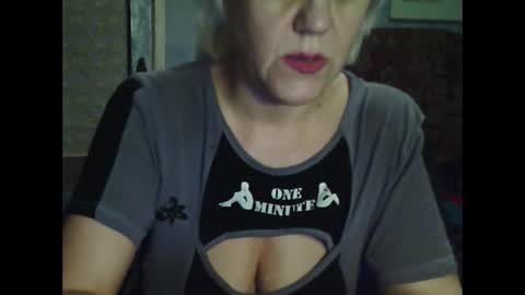 larisaq4ugo24 online show from January 31, 8:22 pm