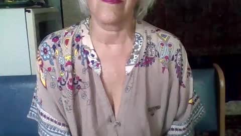 larisaq4ugo24 online show from June 24, 8:46 am