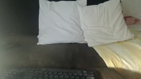 Lariss online show from April 2, 11:08 am