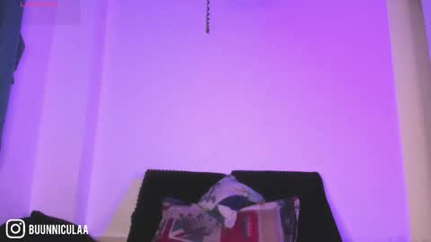  Lari online show from March 10, 10:15 pm