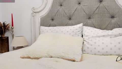 Larissa online show from January 8, 1:46 pm