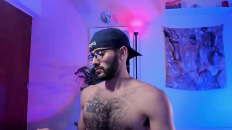 Snapshot of larry_stewart chatting on November 26, 3:24 pm larry_stewart online show from November 26, 3:24 pm