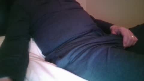 larryj007 online show from April 9, 3:06 am