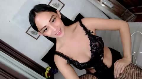 Snapshot of lars_petite_obsession chatting on May 10, 11:10 pm Lars online show from May 10, 11:10 pm