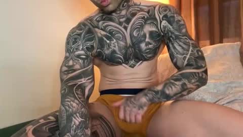 Snapshot of larsskeet chatting on January 15, 3:49 pm larsskeet online show from January 15, 3:49 pm