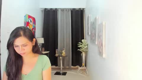 larth online show from April 11, 10:30 am