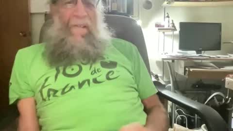 chris online show from January 18, 4:27 am