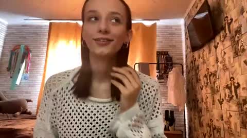 Kate online show from April 20, 9:12 am