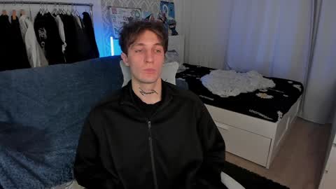 Snapshot of lastnight4you chatting on December 6, 9:32 am acie online show from December 6, 9:32 am