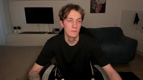 Snapshot of lastnight4you chatting on December 31, 12:25 pm acie online show from December 31, 12:25 pm