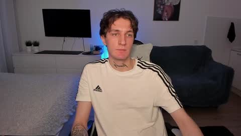 Snapshot of lastnight4you chatting on January 3, 7:49 am acie online show from January 3, 7:49 am