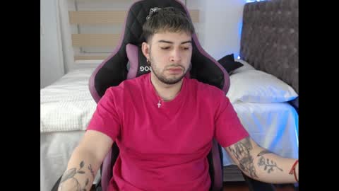 Snapshot of latam_ chatting on January 30, 7:07 am YOUR BABY online show from January 30, 7:07 am