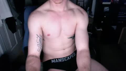 Snapshot of latepleasures chatting on March 5, 8:00 am latepleasures online show from March 5, 8:00 am