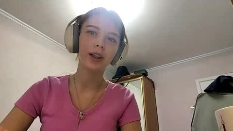 Linet online show from April 3, 9:18 am