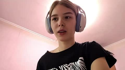 Linet online show from April 5, 9:06 am