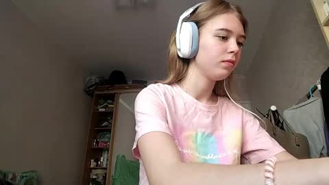 Linet online show from April 16, 8:04 am