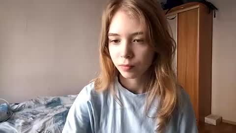 Snapshot of lateshastarnaud chatting on June 11, 7:39 am Linet online show from June 11, 7:39 am