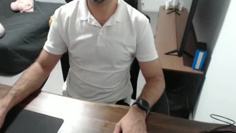 Snapshot of latexdave84 chatting on December 4, 10:35 am latexdave84 online show from December 4, 10:35 am