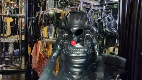 Snapshot of latexlover202 chatting on February 2, 10:17 pm latexlover202 online show from February 2, 10:17 pm