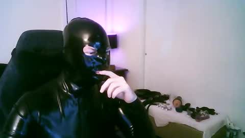 latexminheadroom online show from October 29, 2:25 am