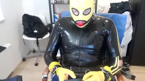 latexslaafboy online show from February 27, 8:06 am