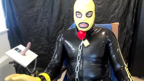 latexslaafboy online show from March 3, 10:28 am