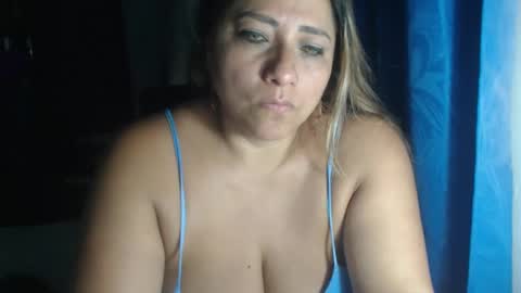 latin_big_boobs online show from October 14, 1:06 am