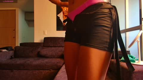 Snapshot of latin_couple77 chatting on January 7, 10:30 pm Sara y Andy online show from January 7, 10:30 pm