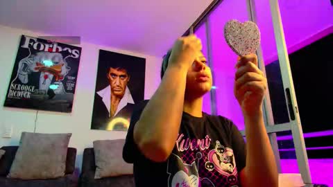 Snapshot of latin_couple77 chatting on November 13, 12:09 am Sara y Andy online show from November 13, 12:09 am