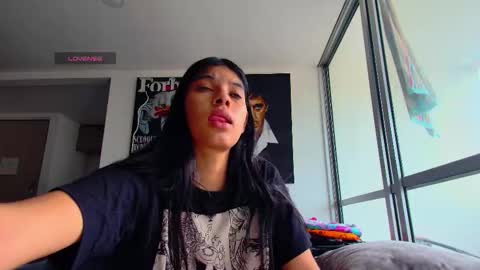 Snapshot of latin_couple77 chatting on November 17, 8:47 pm Sara y Andy online show from November 17, 8:47 pm