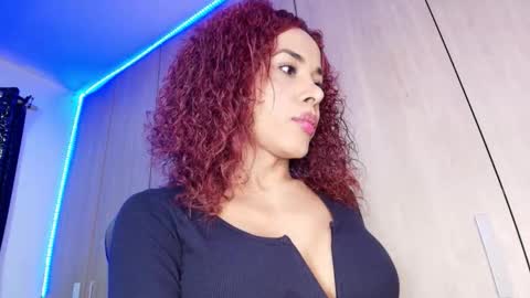 Snapshot of latin_goddessx chatting on February 24, 6:22 am instagramlatin goddessx im nikoll online show from February 24, 6:22 am