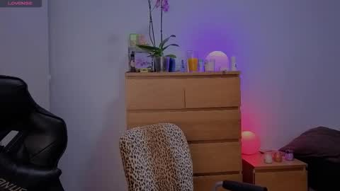 Snapshot of latin_luxury_i chatting on October 13, 5:13 pm Free OF online show from October 13, 5:13 pm