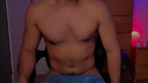Snapshot of latin_luxury_i chatting on October 16, 5:52 am Free OF online show from October 16, 5:52 am