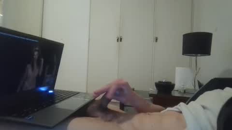 latin_pap online show from November 1, 11:01 am