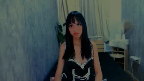 Snapshot of latina_andrea chatting on February 15, 10:03 am latina_andrea online show from February 15, 10:03 am