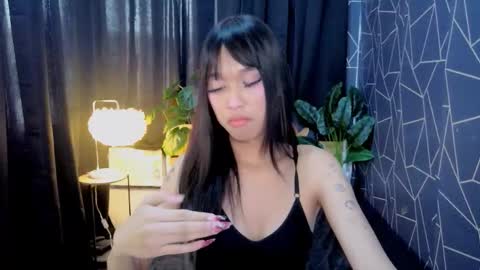 Snapshot of latina_andrea chatting on February 20, 6:37 am latina_andrea online show from February 20, 6:37 am