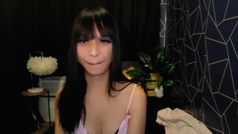 Snapshot of latina_andrea chatting on March 2, 1:07 pm latina_andrea online show from March 2, 1:07 pm