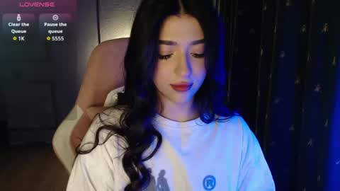 miiiiiiaaaa online show from April 13, 4:45 pm