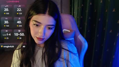 miiiiiiaaaa online show from April 19, 6:10 pm