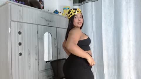 latina_queen0 online show from July 16, 3:01 am