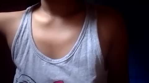 Snapshot of latina_shaine chatting on March 13, 11:33 pm latina_shaine online show from March 13, 11:33 pm