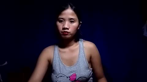 Snapshot of latina_shaine chatting on April 13, 11:10 pm latina_shaine online show from April 13, 11:10 pm
