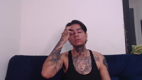 Alex online show from December 20, 6:24 pm
