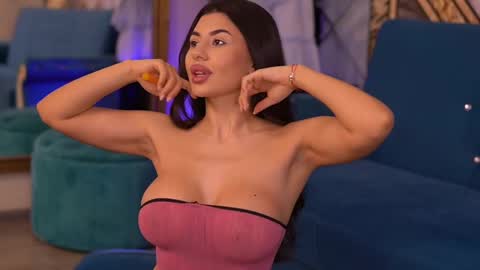 Latina online show from March 10, 9:29 pm