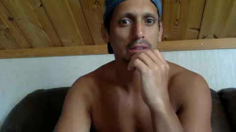 Snapshot of latinbrown_sugar chatting on July 10, 10:40 am Latinbrown sugar online show from July 10, 10:40 am